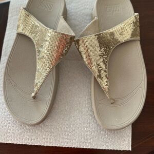 Fitflop, gold sequin.  Size 10. Excellent condition.